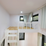 Au/CE/USA Standard Modular Prefabricated Tiny House on Wheels with Trailer for Airbnb