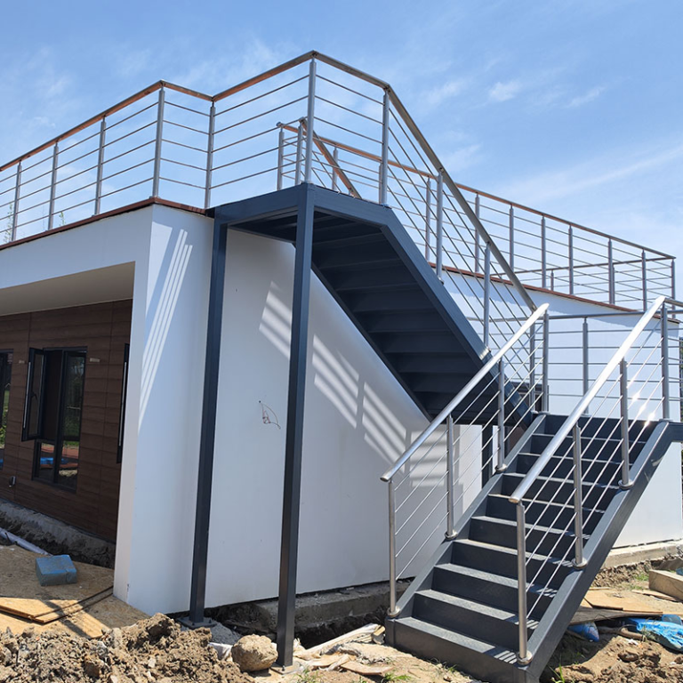 Au/Nzs/USA Standard Deepblue Prefab Light Steel Frame Prefabricated Hosue Wooden Bungalow Camp Office