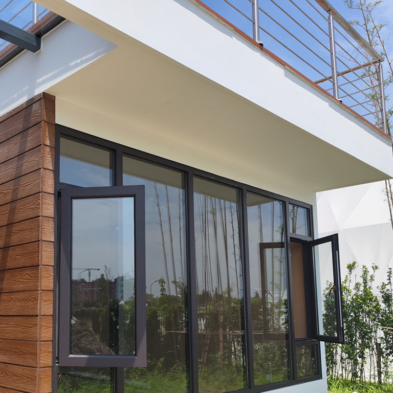 Au/Nzs/USA Standard Deepblue Prefab Light Steel Frame Prefabricated Hosue Wooden Bungalow Camp Office