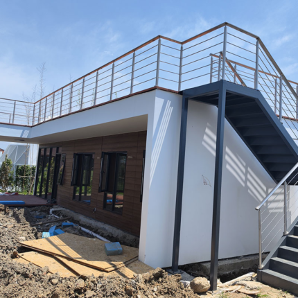 Au/Nzs/USA Standard Deepblue Prefab Light Steel Frame Prefabricated Wooden Bungalow Camp Office