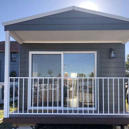 Deepblue Modern Steel Cost-Effective Portable Light Steel Foldable House Container Expandable