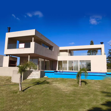 Deepblue Prefabricated Light Steel Frame House Luxury Villa with Private Pool