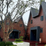 Factory Customized Camping Hotel for Couples Holiday Prefabricated Wooden Bungalows a Houses