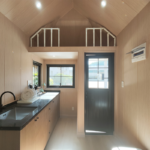 High-Quality Tiny House on Wheels Prefab Tiny Home with Tailer