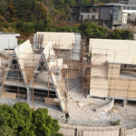 Light Steel Prefab House Wooden Bungalows Holiday House Hotel Suite Eco-Friendly