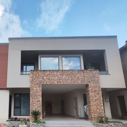 Low Cost 2 Floor Steel Frame Prefabricated House Luxury Prefabricated House Villa for Sale