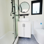 Luxury Prefab Tiny Home Ready to Ship Steel Modular Tiny Home on Wheels for Airbnb