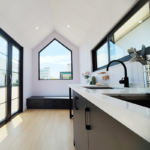 Luxury Space Capsule House Trailer Prefab Modular Movable Home Tiny House on Wheels