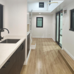 Prefabricated Cider Box Tiny House on Wheels with Australia Standard Trailer for Sale