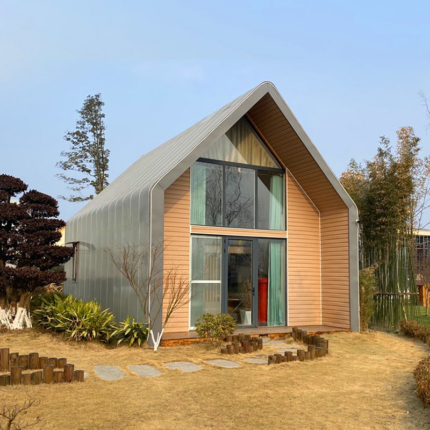 Prefabricated-Hotel En-1090 Steel Structure Wooden Bungalow Fast Build Prefab Modular House