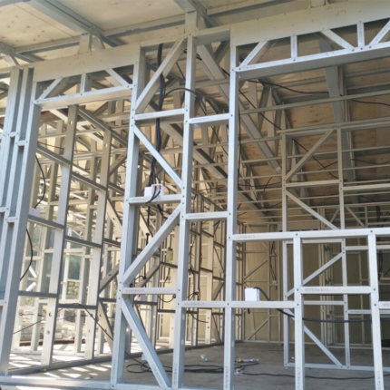Prefabricated Light Steel Frame House Built with Au/CE/USA Standard House Eco-Friendly Villa