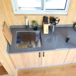 Single Family Home Mobile Prefabricated Como Tiny House on Wheels for Rent