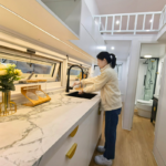 Tiny House Ready to Ship Cabins House Prefabricated Mobile Trailer House on Wheel